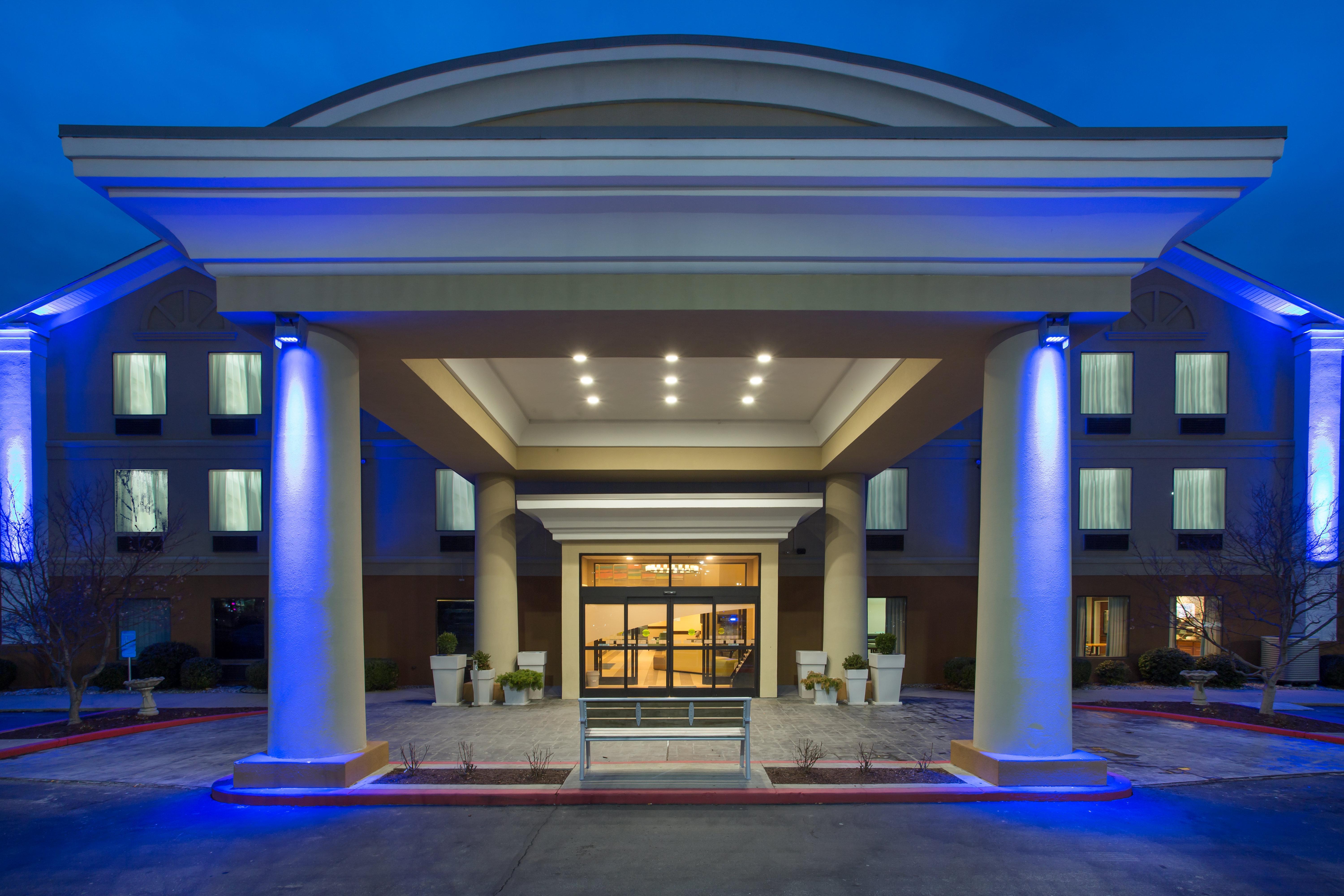 Holiday Inn Express Lexington Southwest Nicholasville By Ihg Εξωτερικό φωτογραφία